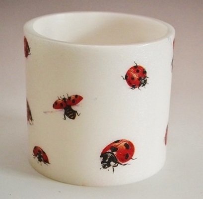 Svícen z parafínového vosku č.21 - Berušky