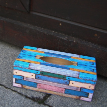 Krabice na kapesníky - Barevné dřevo