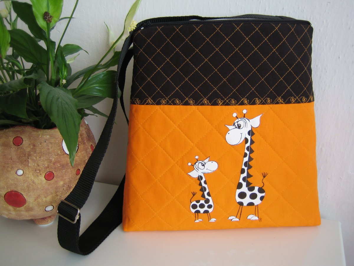 ...kamarádky žirafky :)   ušito na přání