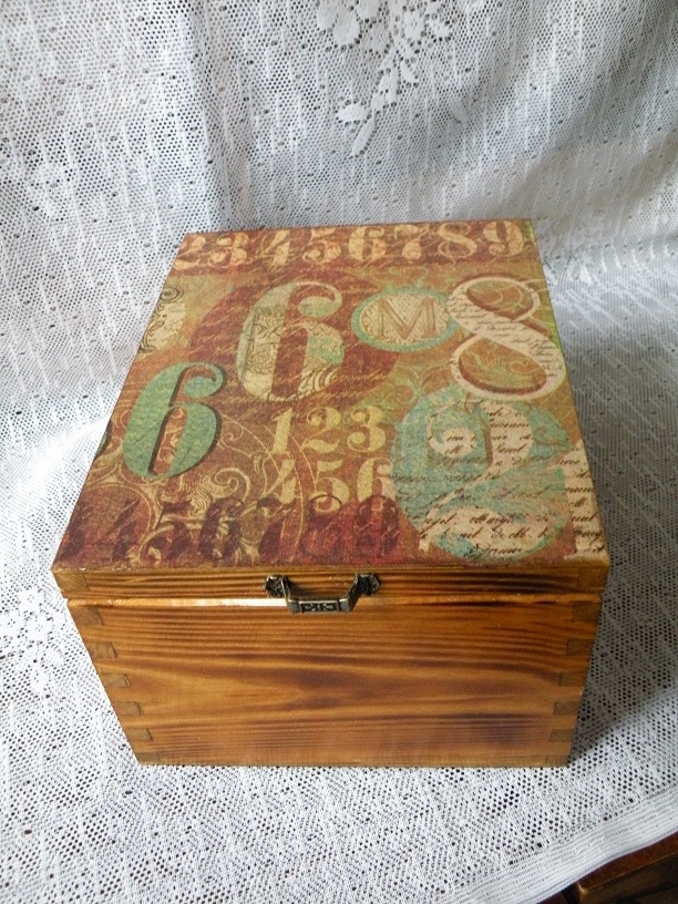 Originální krabice vysoká vintage 