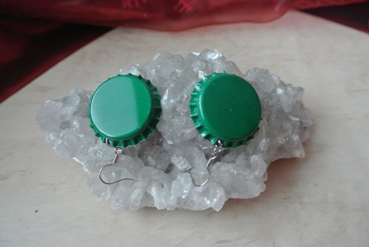 ZÁTKOVÁNÍ   naušnice - tmavě zelená