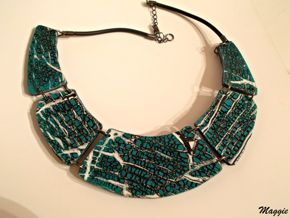 Náhrdelník krakelovaný