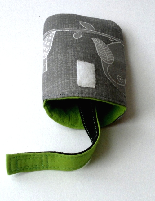 Sovičkové pouzdro na telefon I.