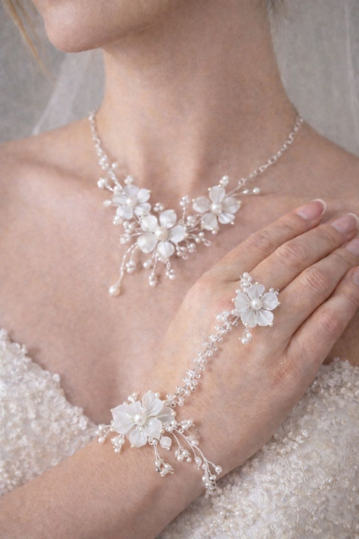 Svatební šperk set – květinový náhrdelník a náramek s prstýnkem