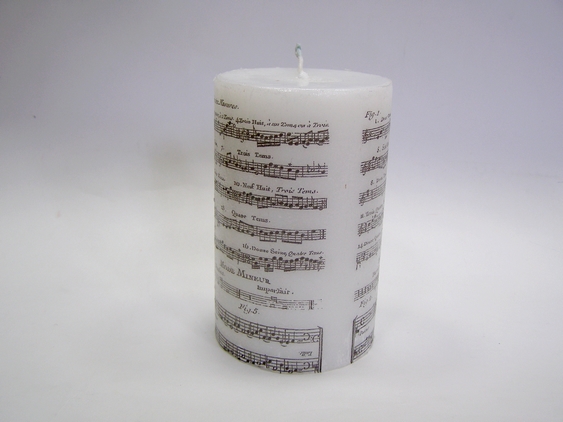 Svíčka z parafínového vosku - válec - Noty