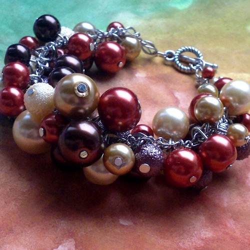 Hnědozlatý perlový náramek