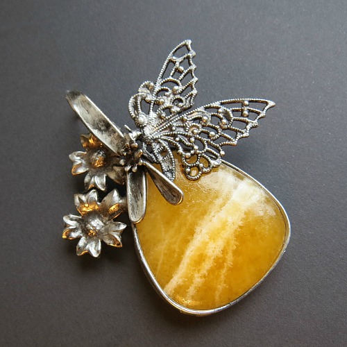 lítat z kytky na kytku mě baví