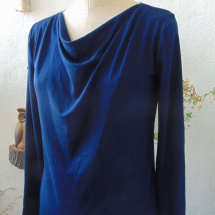 Tričko s vodou - barva tmavě modrá (viskóza)