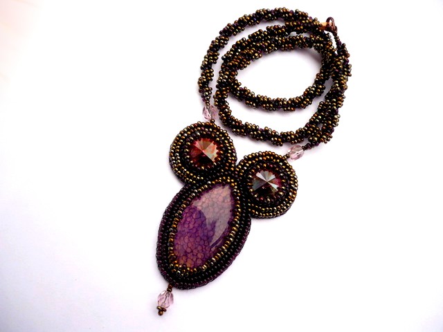 Achátový náhrdelník