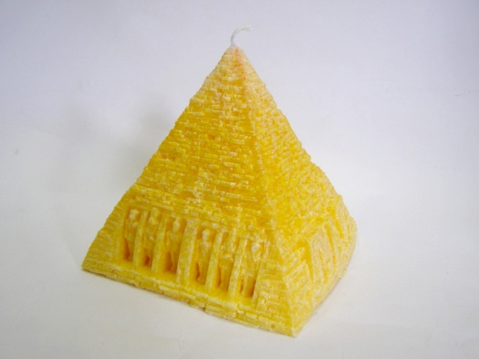 Svíčka z palmového vosku - pyramida - žlutá