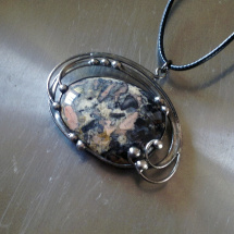 Náhrdelník Serllaid  (jaspis stříbrný)