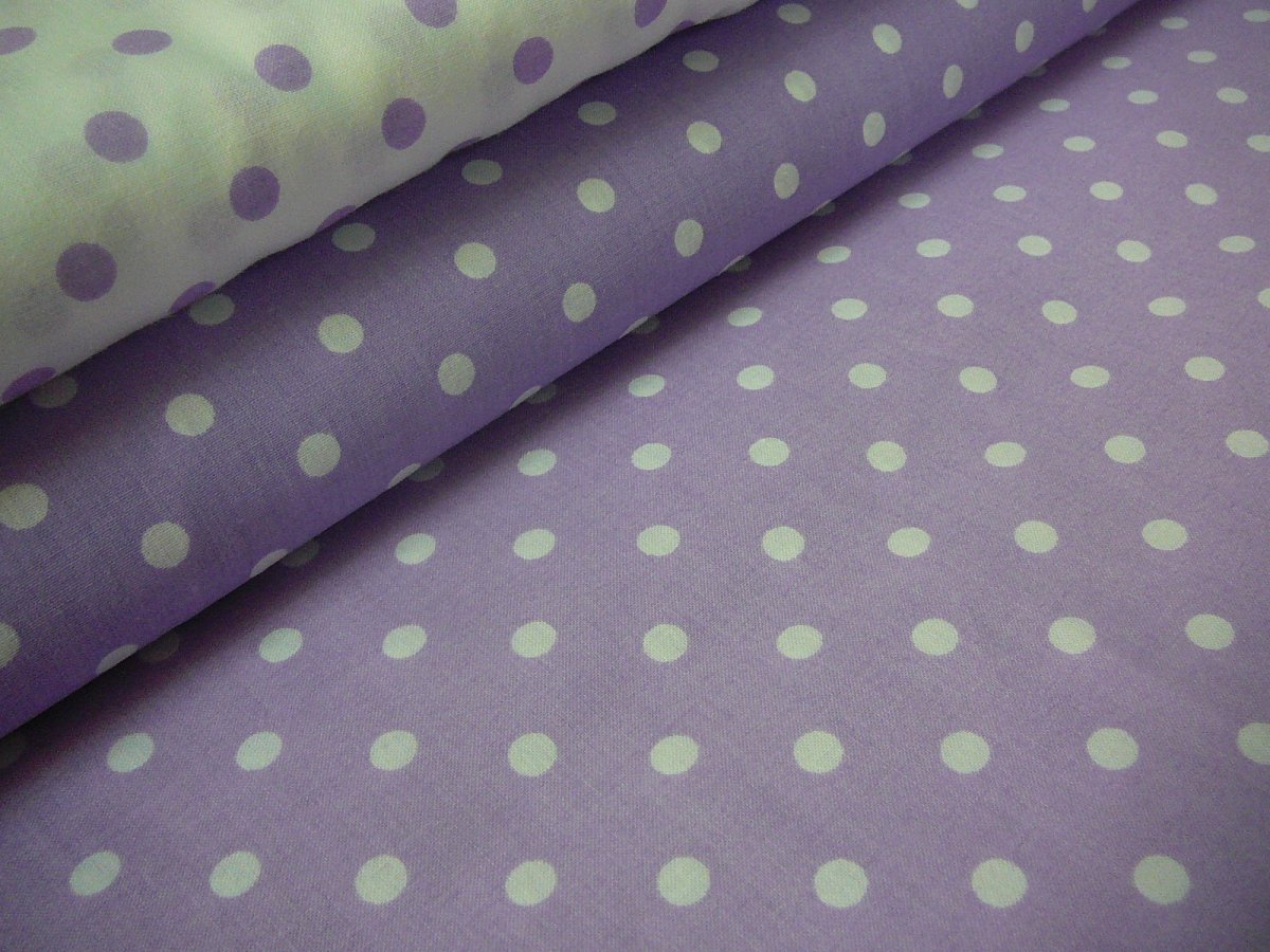 Bavlněná látka - metráž - bílý puntík na sv.fialové - š. 150 cm