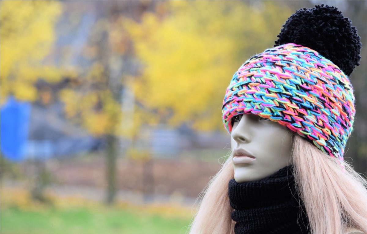 SET KULÍŠKU A NÁKRČNÍKU 1735