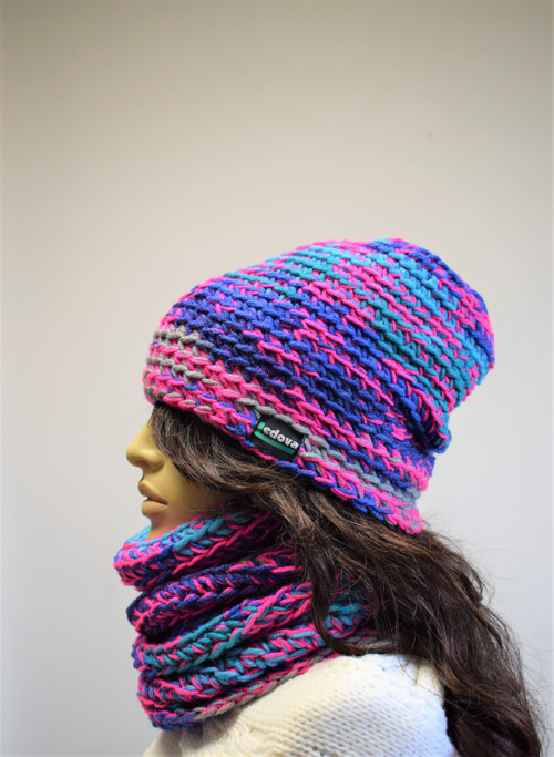 SET ČEPICE A NÁKRČNÍKU 1746