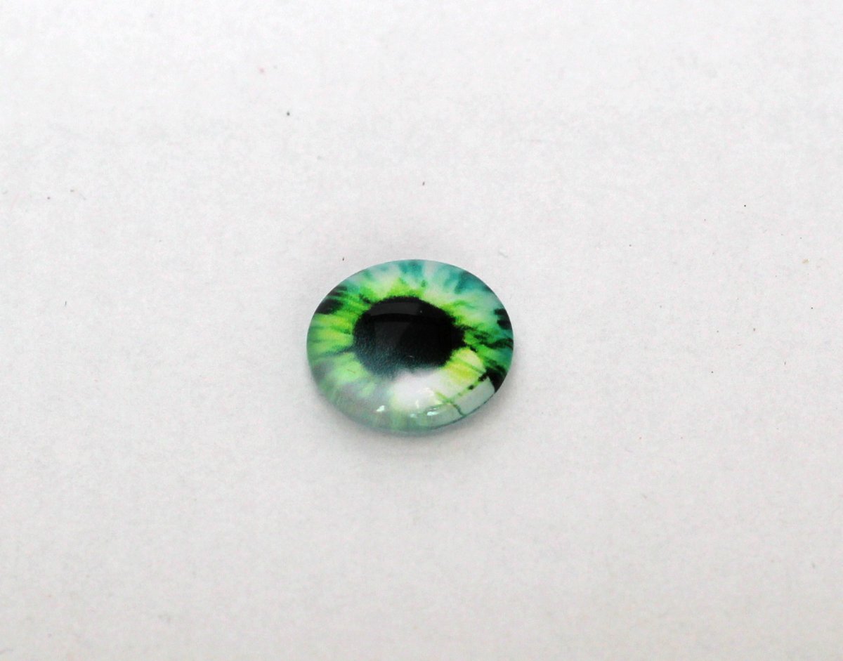 Skleněný kabošon dračí oko 14 mm  