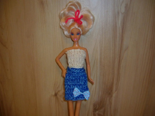 Barbie - modrá sukýnka (20_32)