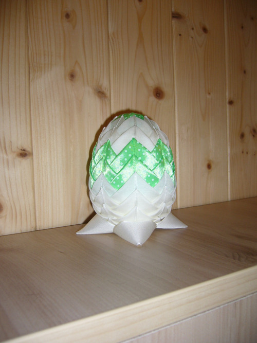 Velikonoční vejce - zelené s puntíky (21_57)