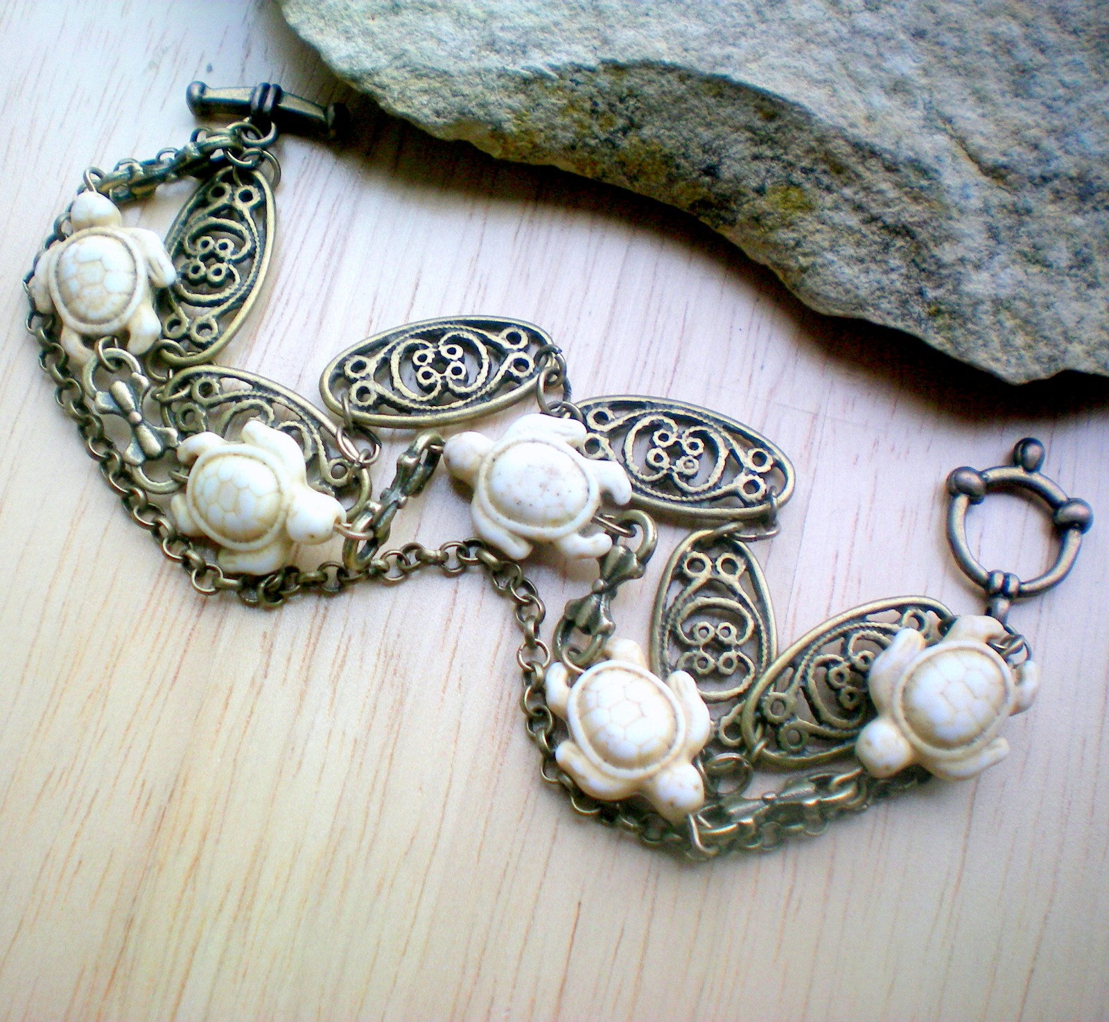 Želvičkový luxusní náramek 