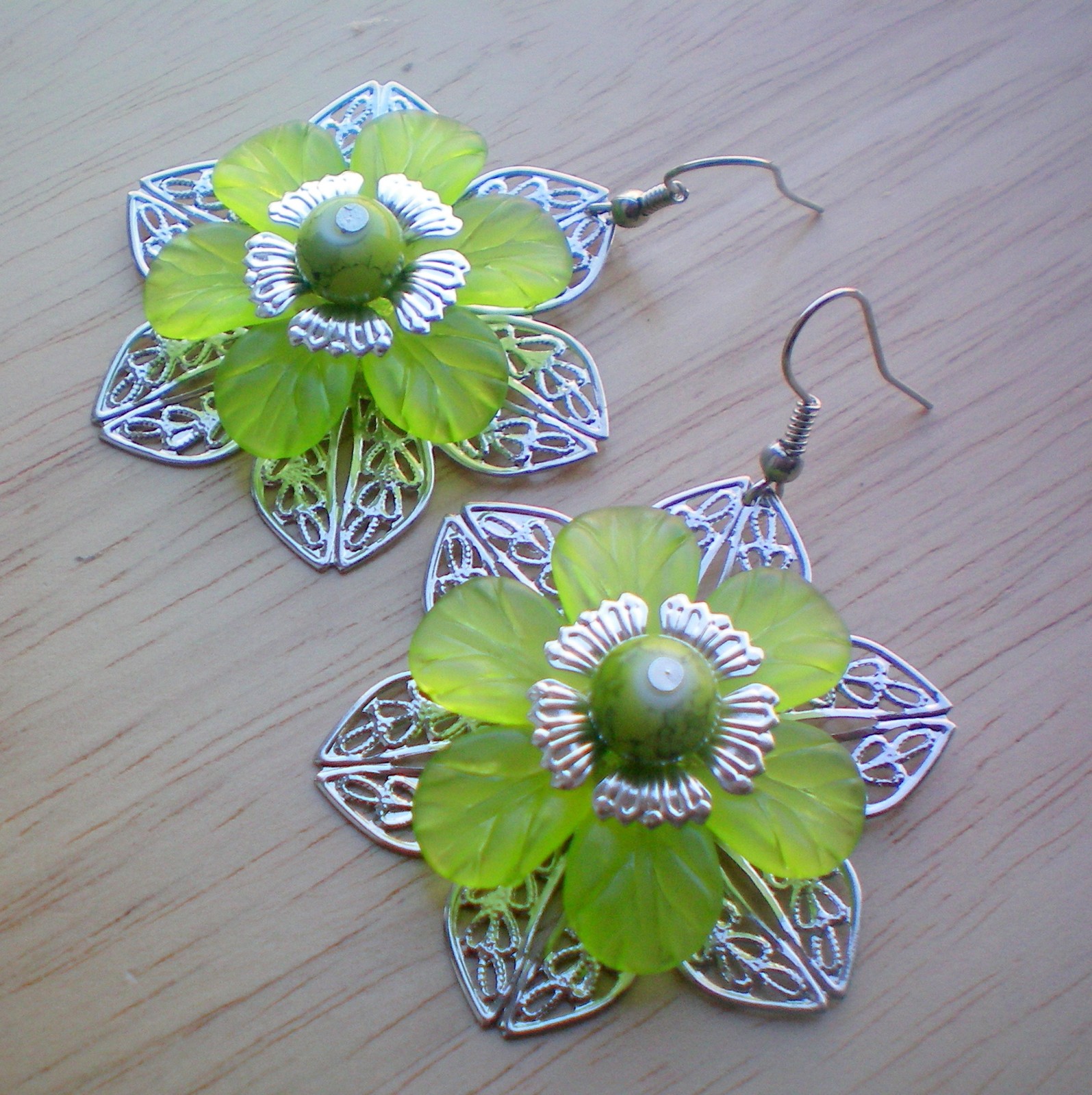 Kvetoucí filigrán - romantické náušnice