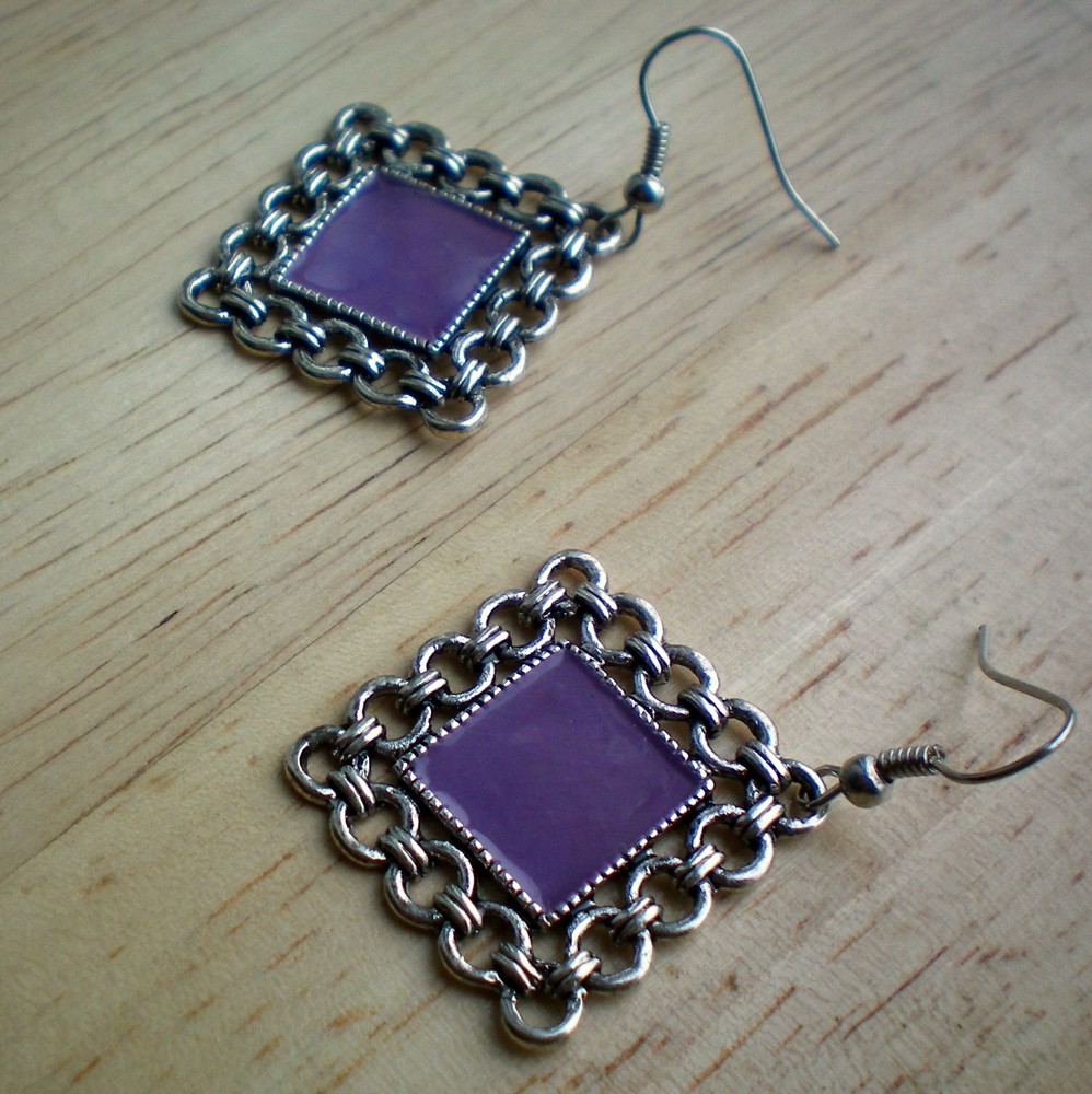 V řetězech - náušnice