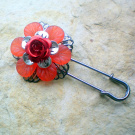 Květinový špendlík s růží - brož
