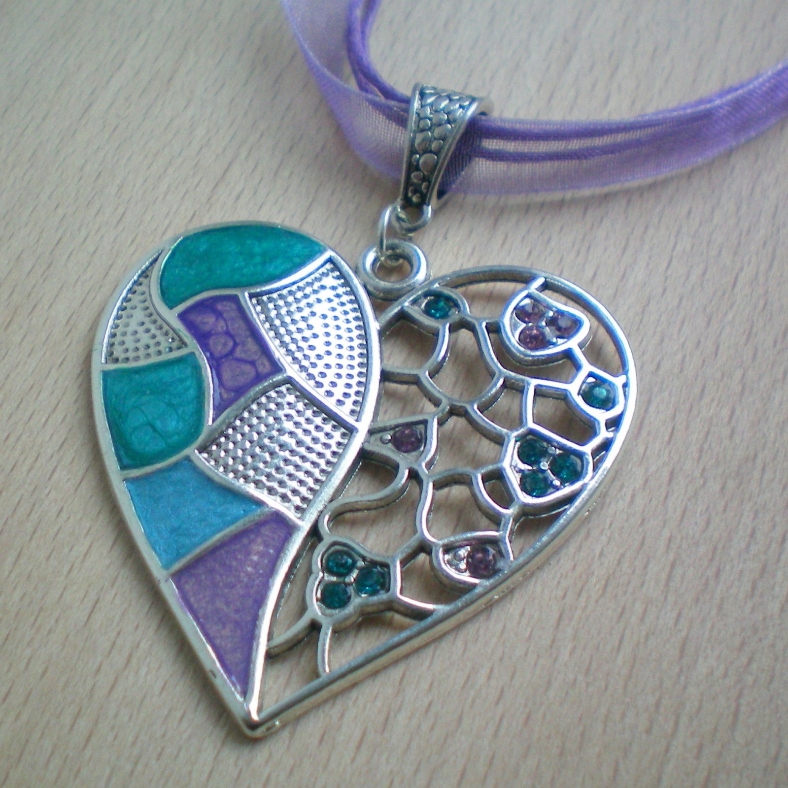 Když rozkvete kov - náhrdelník