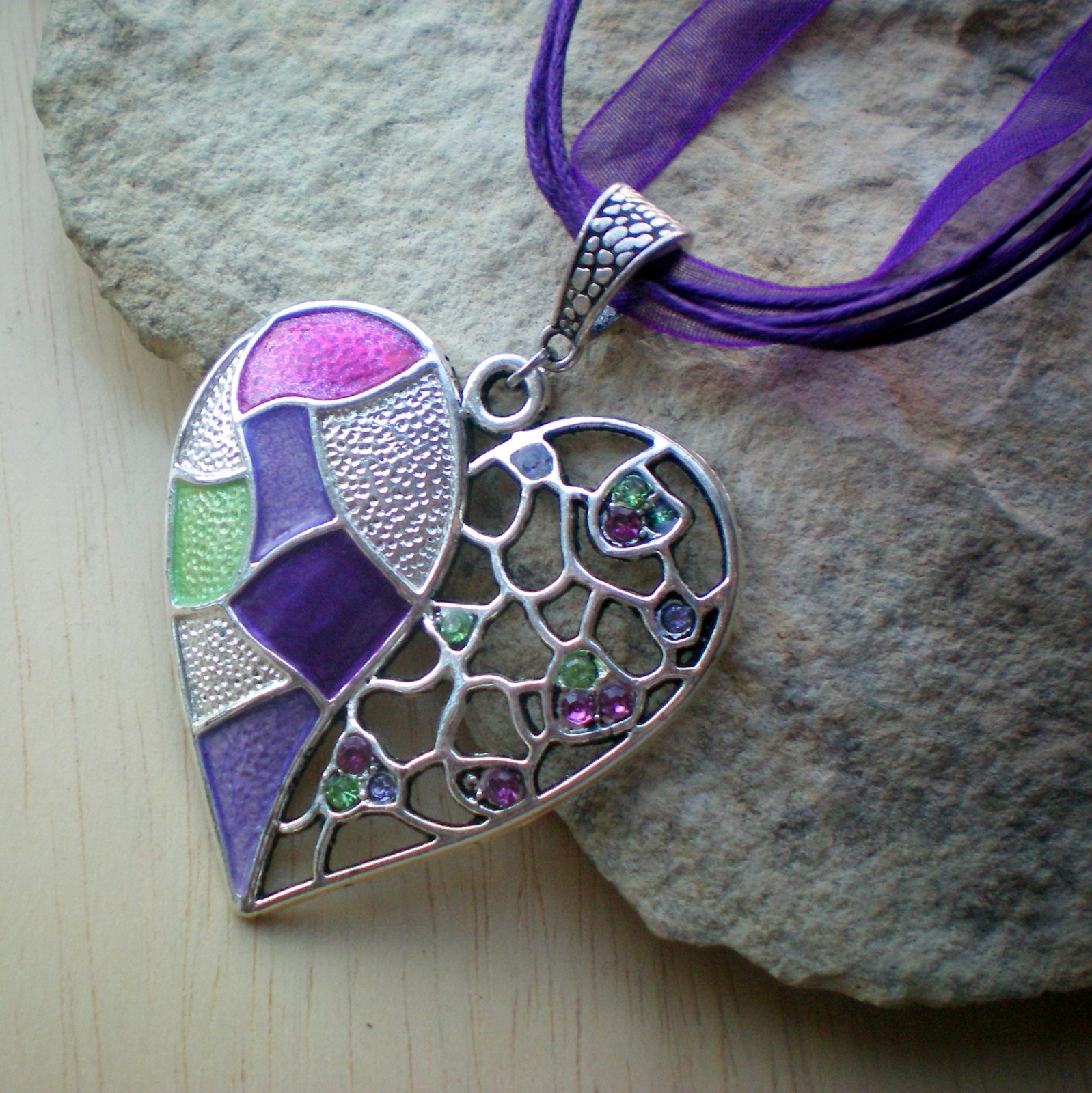 Když rozkvete kov - náhrdelník