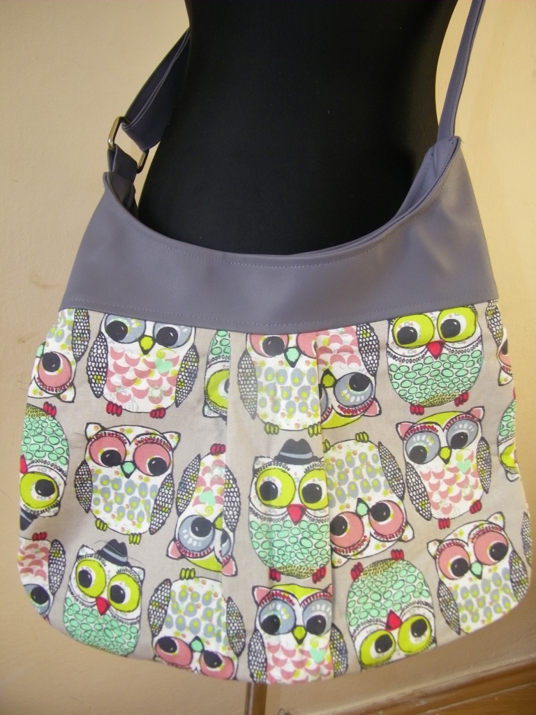 sovičky barevné crossbody