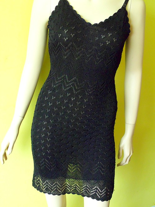 Pletené minišaty s podšívkou - SLEVA