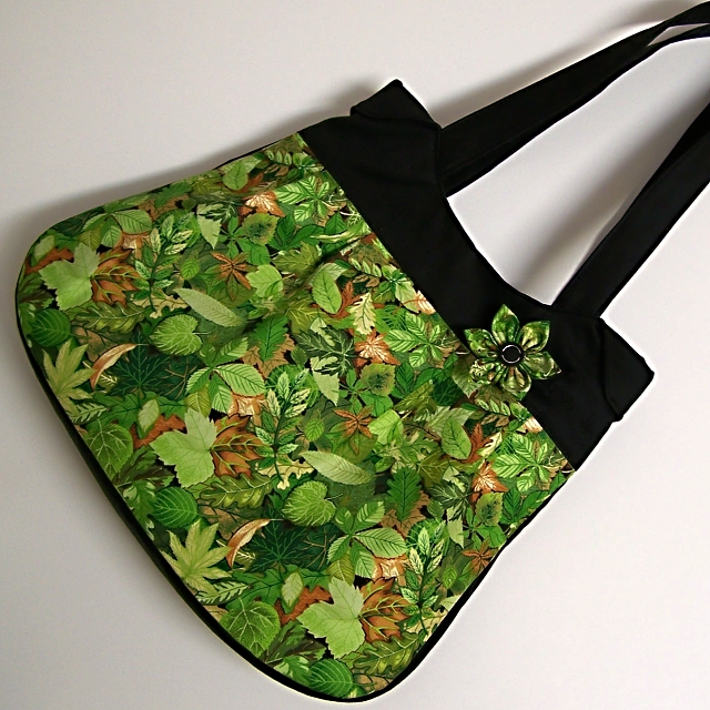 Kabelka - zadní strana černá 3)