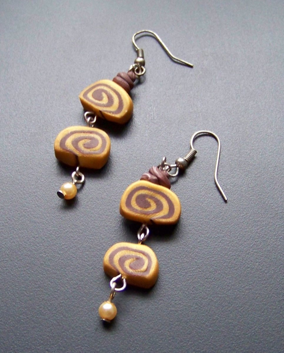 Náušnice z rolády