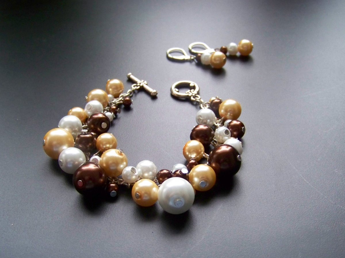 Ketlovaný náramek s náušnicemi