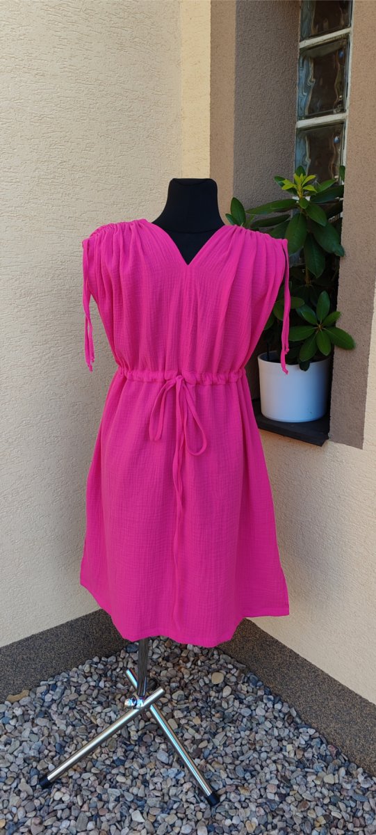 Šaty mušelínové fuchsiové + dárek 