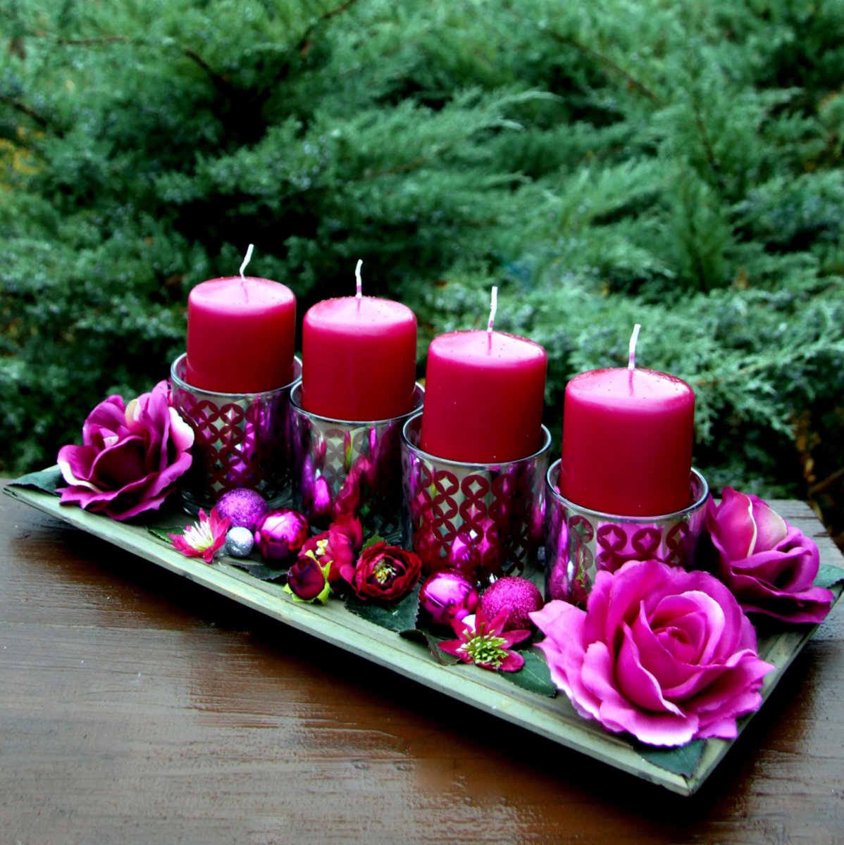Adventní svícen tmavě růžový