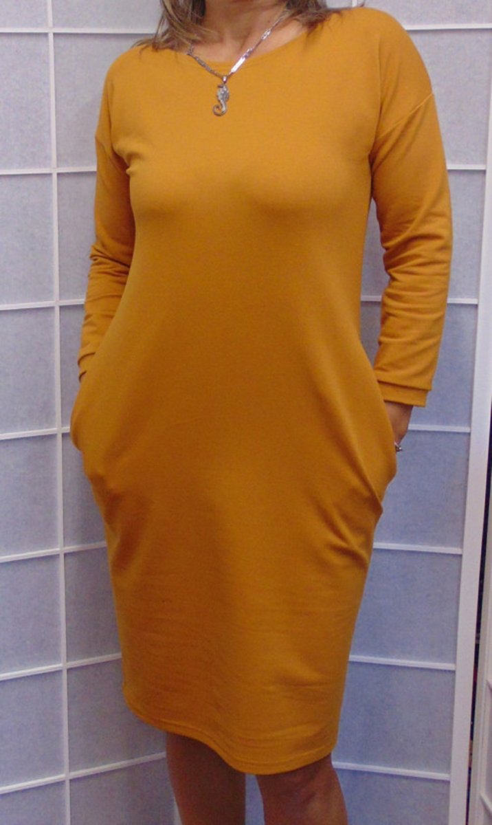 Šaty s kapsami - kurkuma, velikost XXL (sleva z 1200,-)