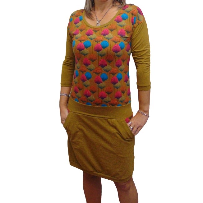 Šaty vějířky, velikost M - SLEVA