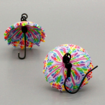  deštníčky , deštníky do uší ...  i v dešti elegantní  :-)