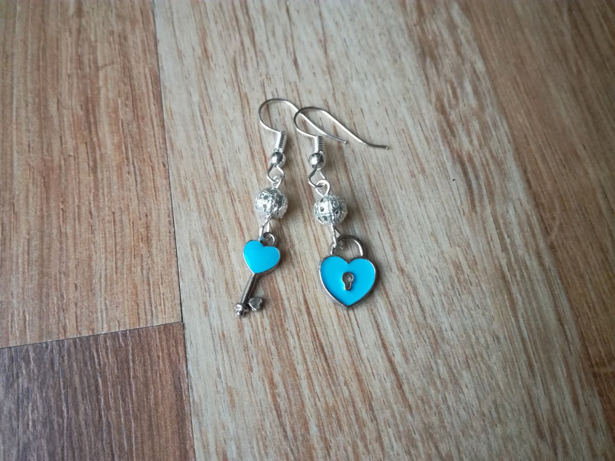 Modré srdce zámek s klíčkem - náušnice