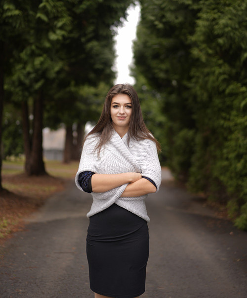 Pletená vesta - barva světle šedá