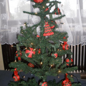 Patchworkové vánoční ozdobičky na stromeček-25ks