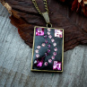 Růžový třpytkový náhrdelník