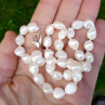 Říční bílé perly 10 mm něžný elegantní náhrdelník "Nevěsta"