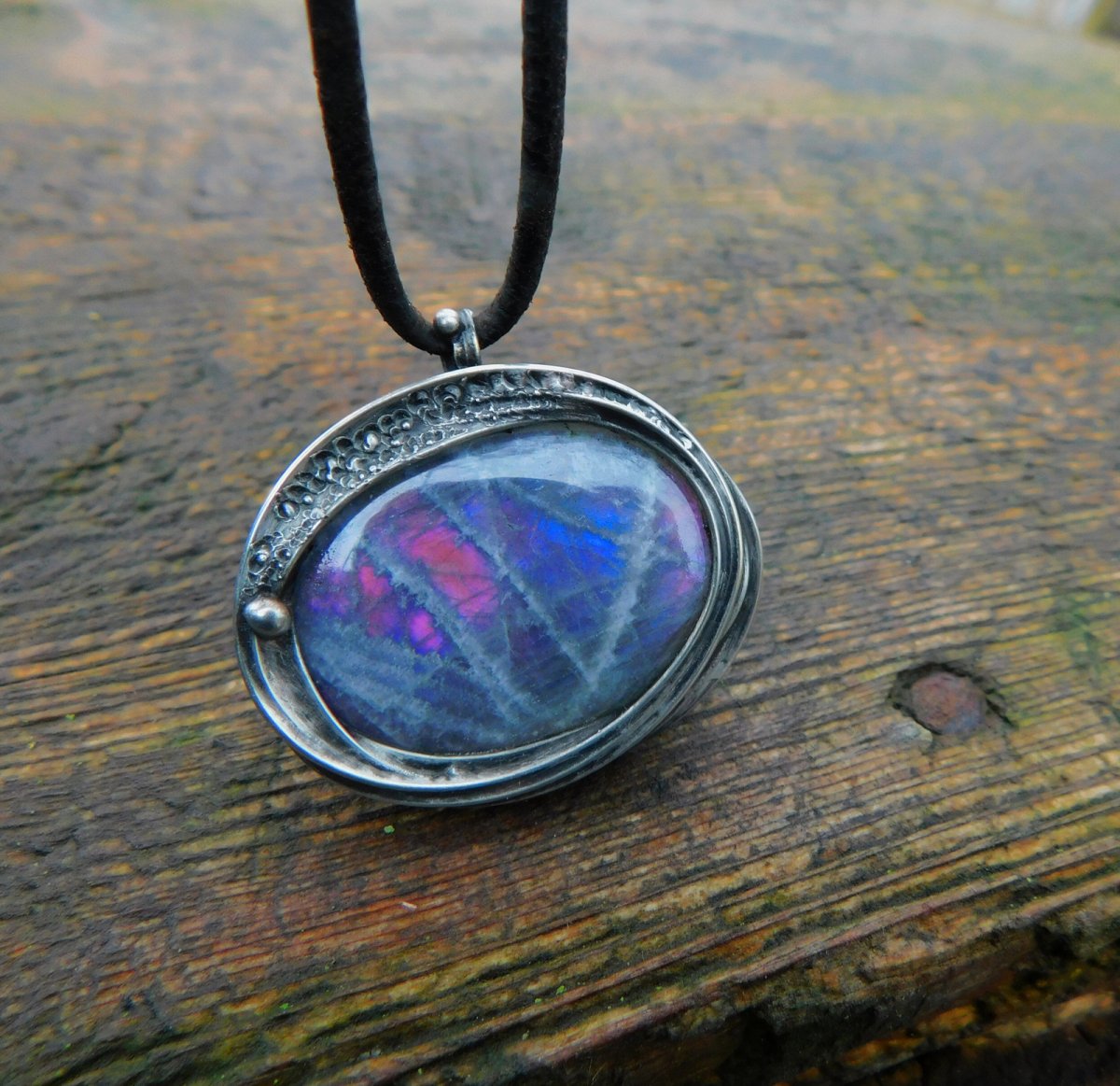 Hélios ...(labradorit) autorský šperk