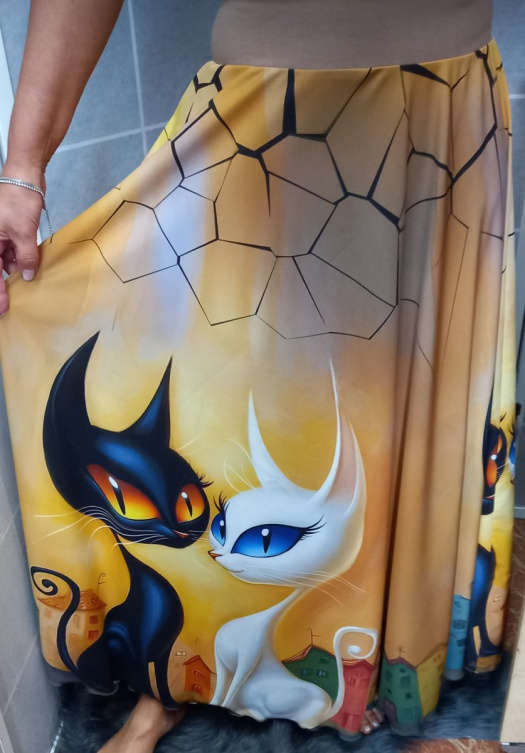 Dlouhá půlkolová sukně - kočičí láska (umělé hedvábí)