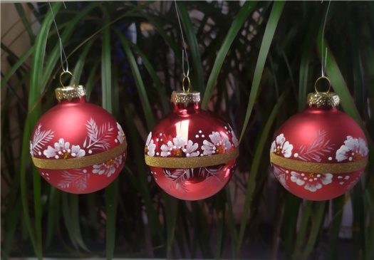 Ručně malovaná 3 skleněná vánoční baňky 
