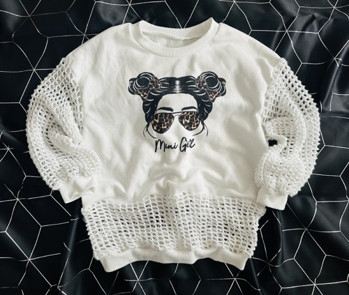 bílá mikča s obrázkem