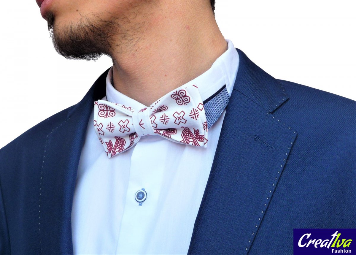 Pánský motýlek folkový - bílý