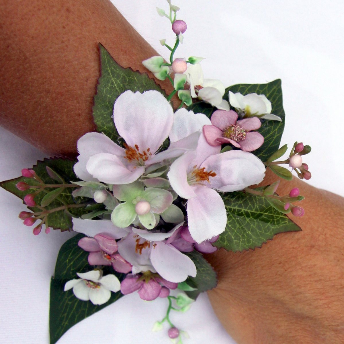 Květinový náramek růžovobílý