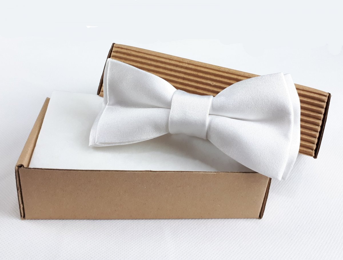 Pánský Motýlek Saténový - bílý