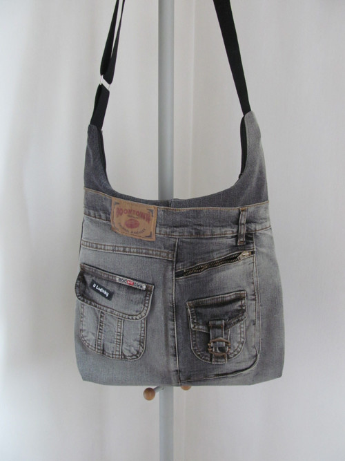 Riflová kabelka s uzávěrem